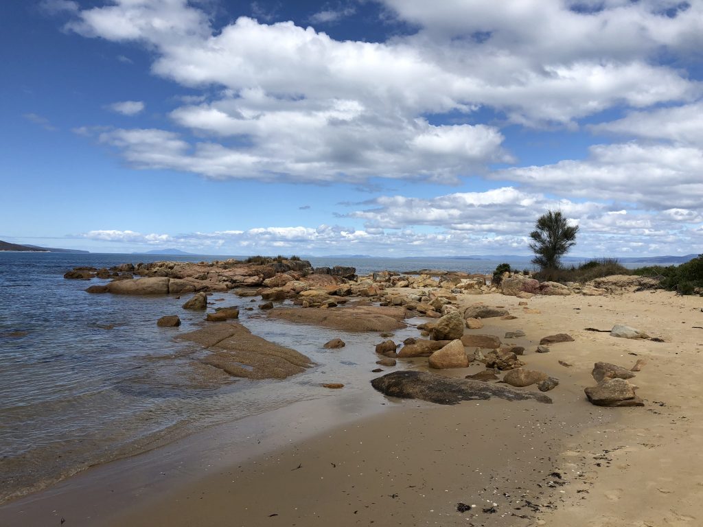 Coles Bay, Freycinet (Tasmania), picture from Sophie Mazard